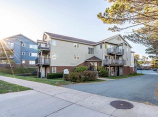 63 Farnham Gate Rd #204, Halifax, NS B3M 4A7