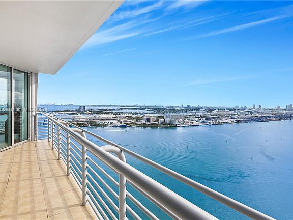 2nd image of 335 Biscayne Blvd APT 3512