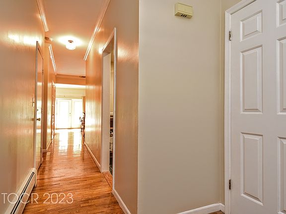 4th image of 15 Allison Ct