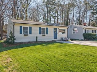 1112 Meadowbrook Blvd, High Point, NC 27260