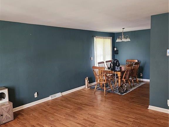 3rd image of 5416 Anah St
