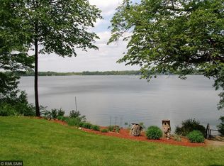 12492 Mentzer Trl, Lindstrom, MN 55045