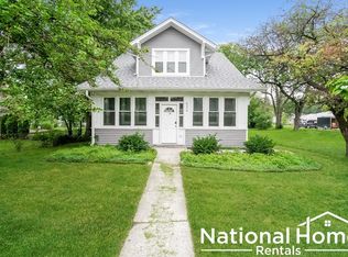 8370 Archer Ave APT 1F, Willow Springs, IL 60480