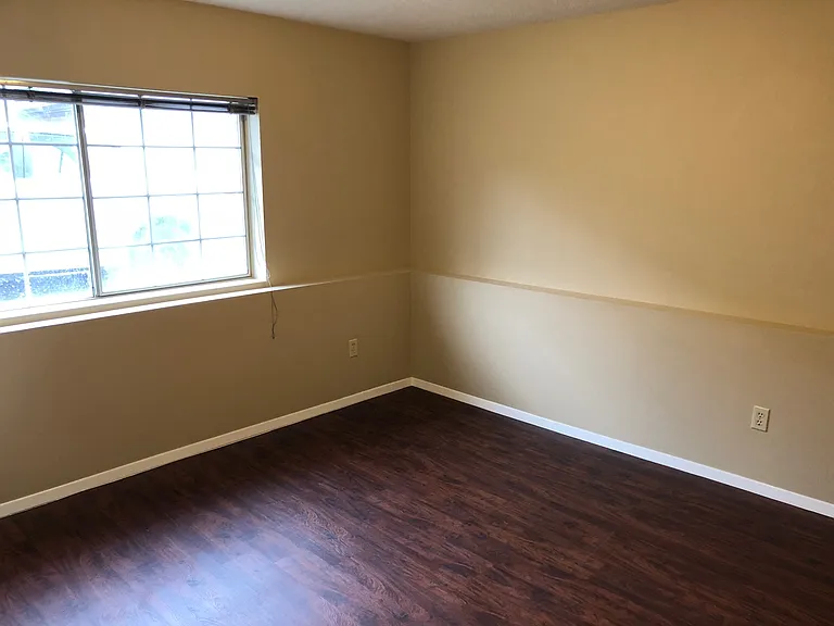 16423 NE Russell St #16423 — Photo 5