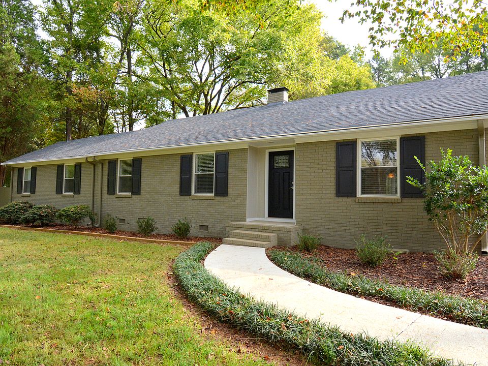 Immaculately renovated ranch