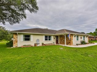 5637 Elaine Dr, Zephyrhills, FL 33541
