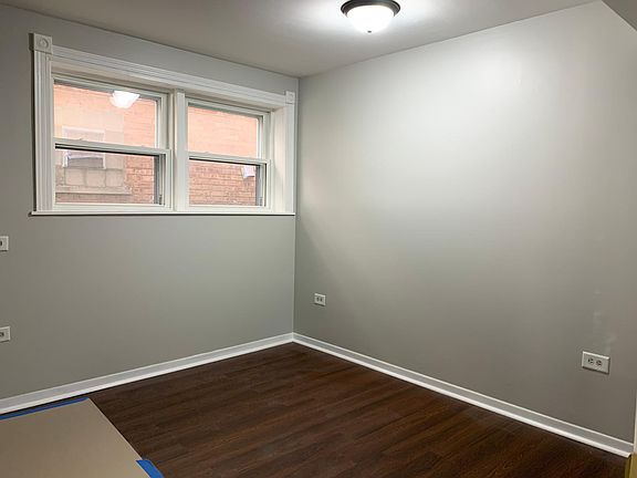 4th image of 5814 S Archer Ave #G
