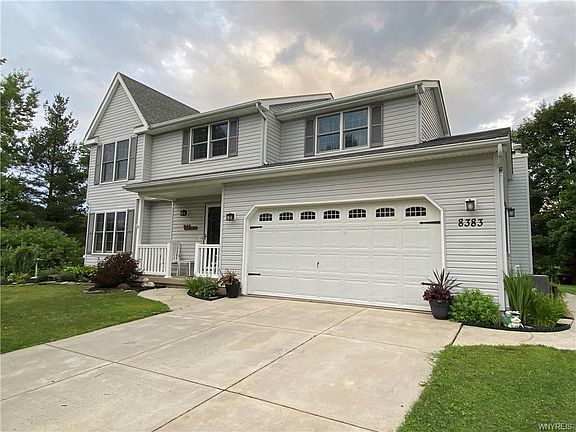 2nd image of 8383 Sonnybrook Dr
