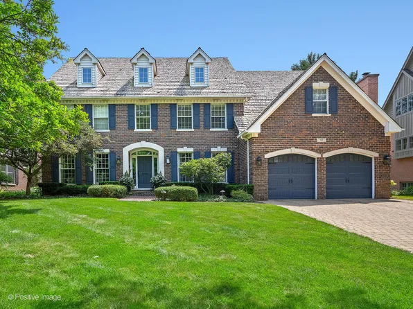57 Bonnie Ln, Clarendon Hills, IL 60514
