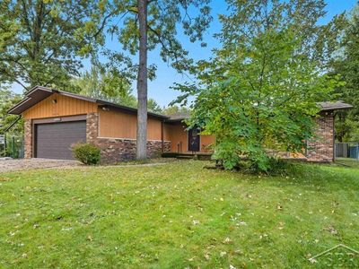 4956 W Bis Rd, Midland, MI, 48642
