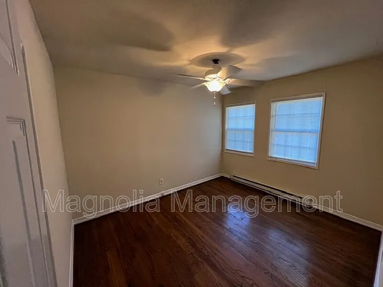 1212 Parham St — Photo 2