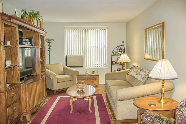 Sold by Tracey Real Estate | media 55