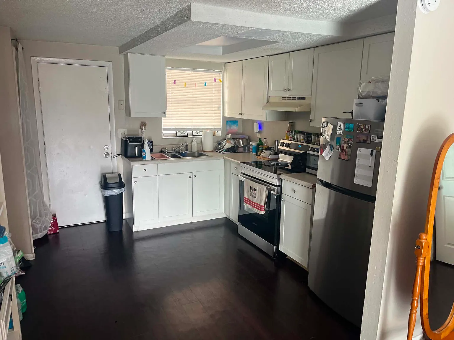 2 bed, 784 sqft, $1,350 — Photo 3