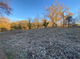 2 Code Cir, Seneca, SC 29678