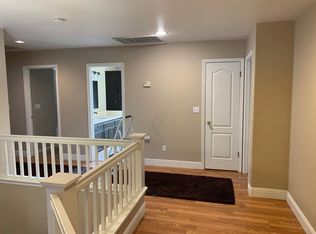 2450 E Muir Field Dr, Fresno, CA 93730