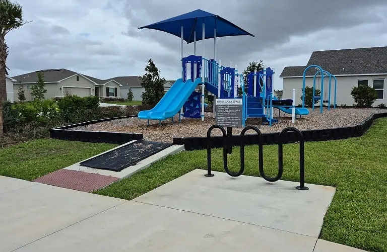 2099 Babbling Brook Blvd — Photo 14