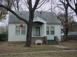 501 N Adams St, Nevada, MO 64772