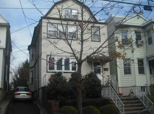 37 E 40th St, Bayonne, NJ 07002