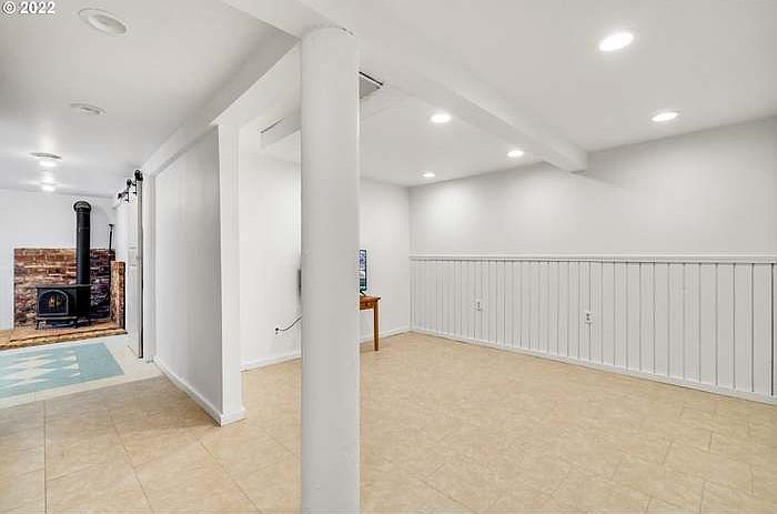 1st image of 608 NW Hot Springs Alameda Rd