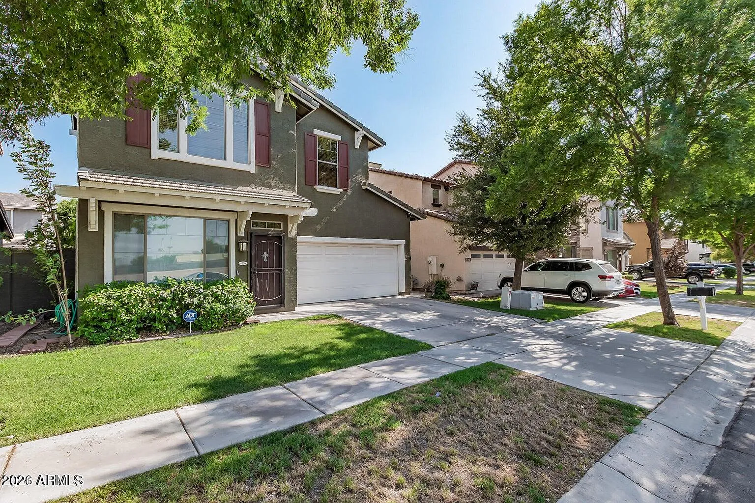 5 bed, 3.0 bath, 2556 sqft, $3,500 — Photo 4