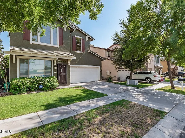 4337 E Vaughn Ave — Photo 5