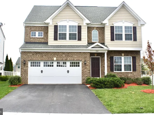 9505 Morning Dew Dr, Hagerstown, MD 21740