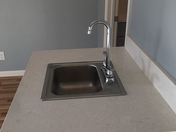 2nd image of 491 Sobrato Dr #4