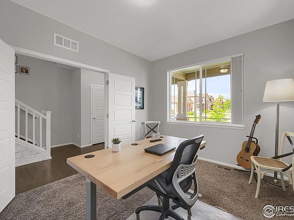 5th image of 17052 Lipan St