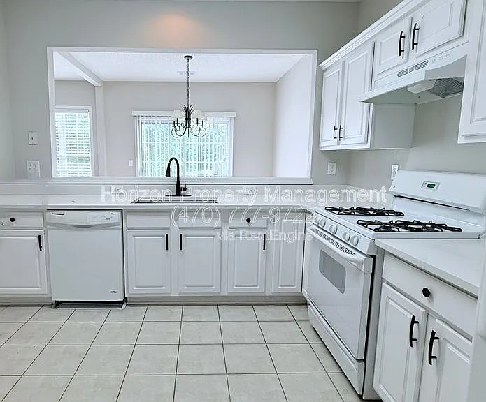 2425 Elkhorn Ter #30 — Photo 7