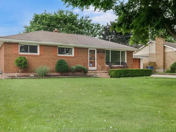 252 Tweedsmuir Ave E, Chatham Kent, ON N7M 4A4