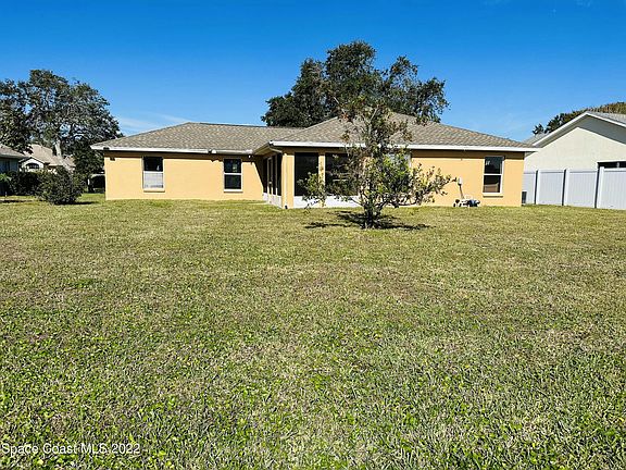 2nd image of 3178 Lago Vista Dr