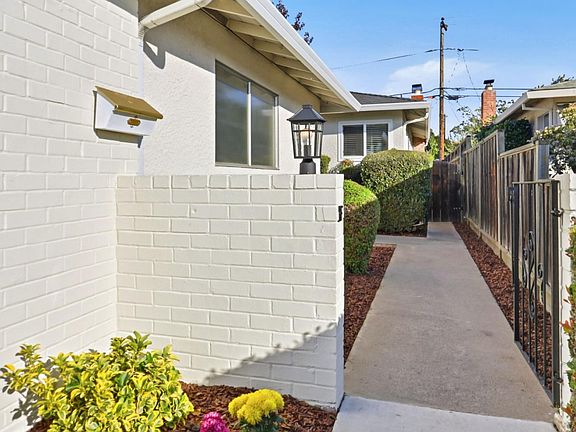 4th image of 820 Leigh Ave