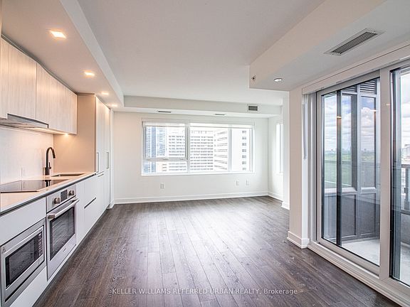 2nd image of 609 Sherbourne St #2104