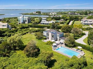 441 Jobs Ln, Water Mill, NY 11976