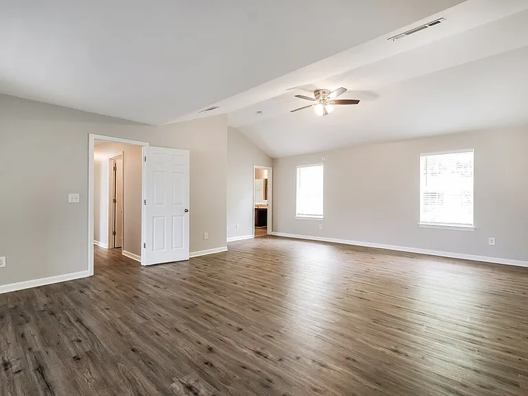 4940 Hopewell Manor Dr — Photo 11