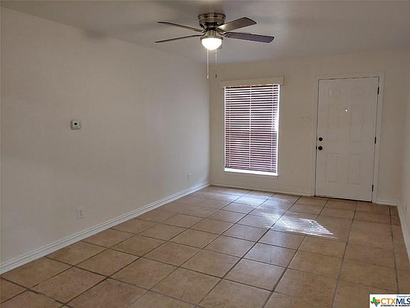 3rd image of 1505 Metropolitan Dr