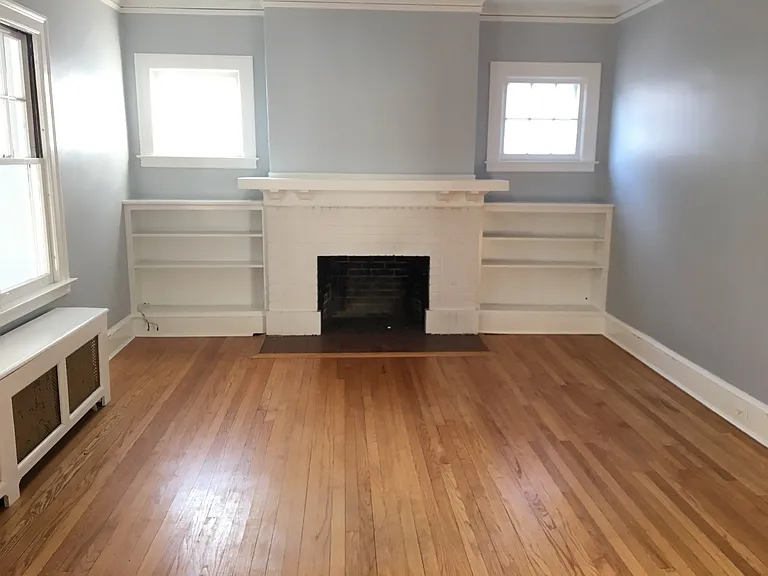 79 Ardmore Rd — Photo 1
