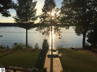 419 Finehout Dr, Traverse City, MI 49685