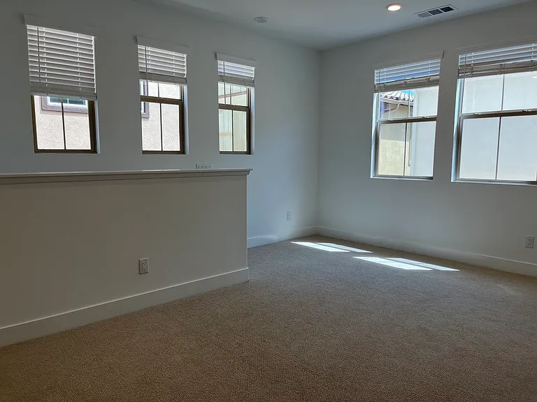 687 Guy Turner Dr — Photo 13