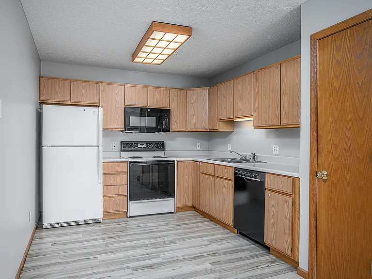 4155 Mallard Ct — Photo 5