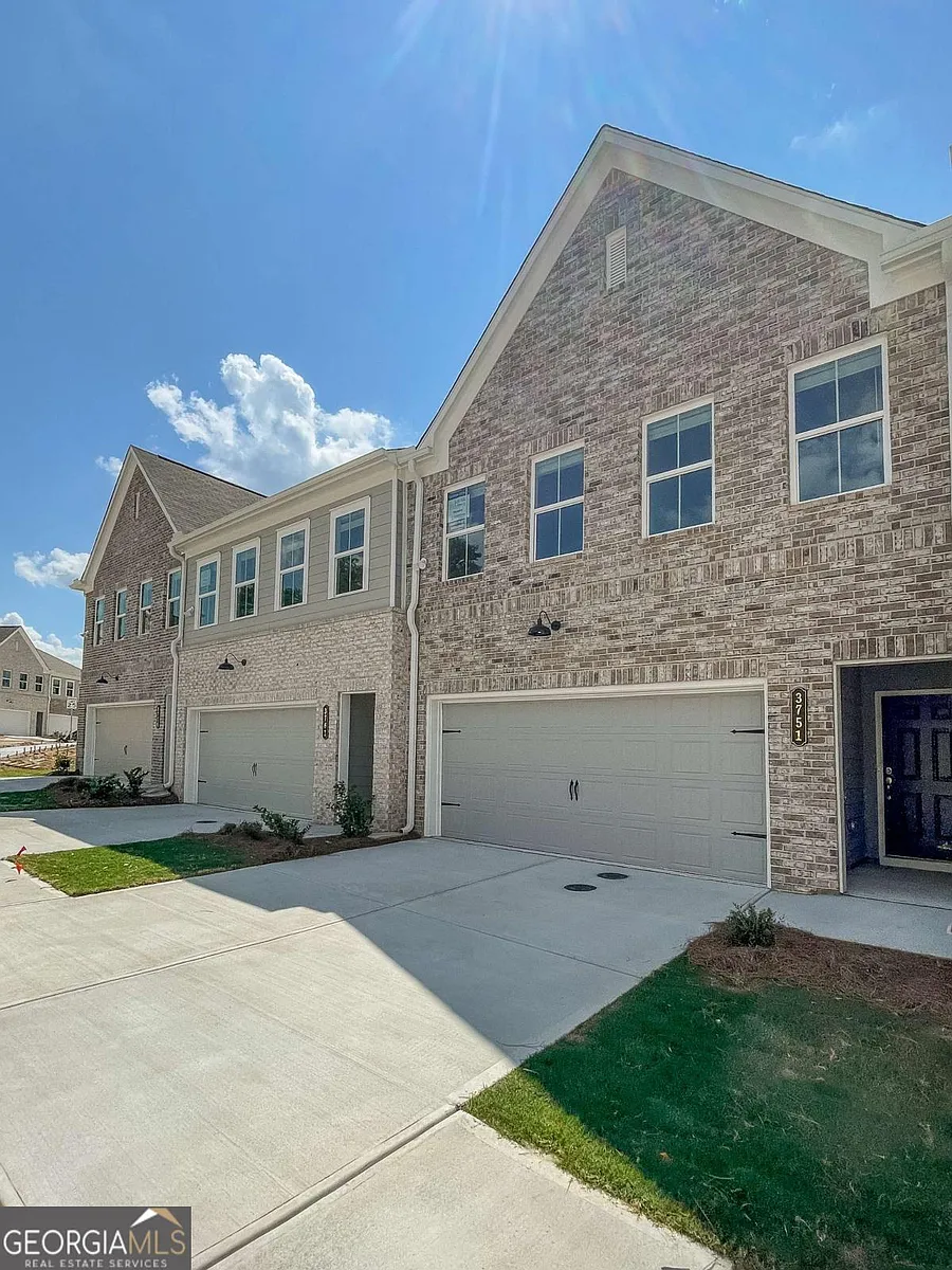 Building Photo - 4191 Denton Dr #4191