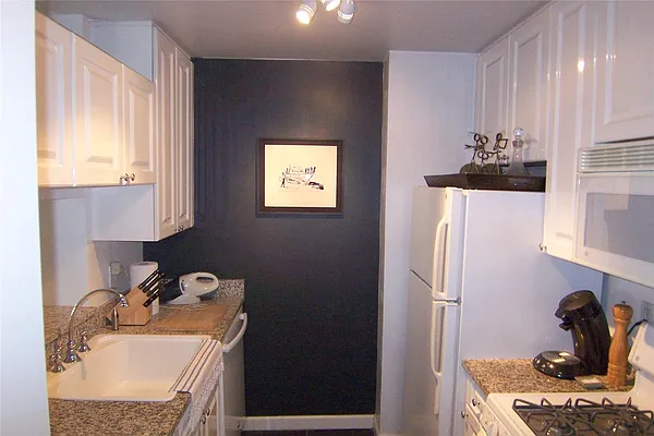 Rented by Maz Group NY | media 25