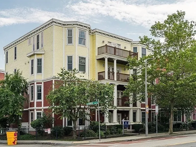 4040 Washington St #1 — Photo 18