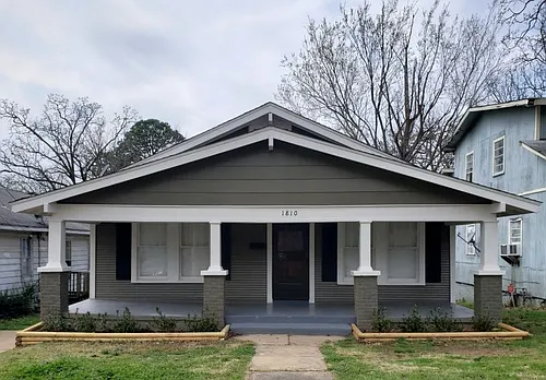 1810 Rice St Photo 1