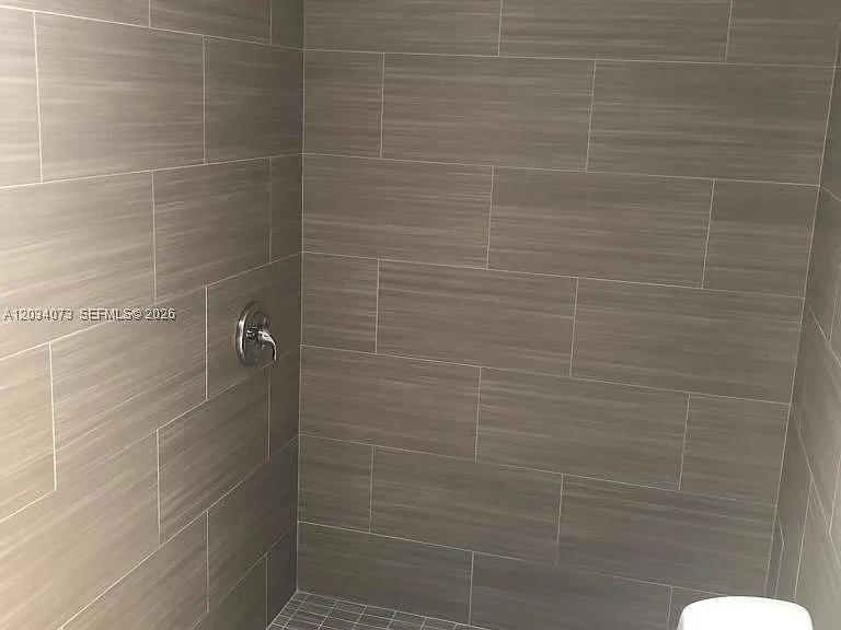 2444 SW 58th Mnr — Photo 12