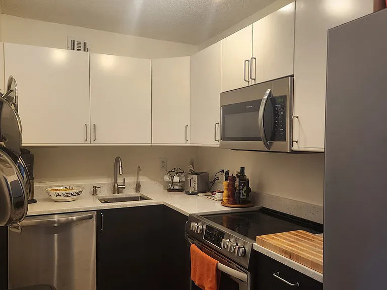 1301 Delaware Ave SW #N-420 — Photo 15