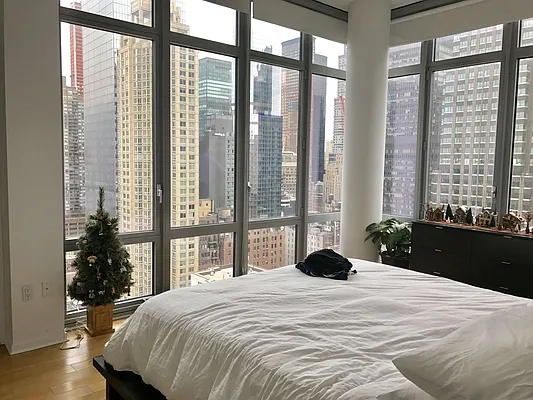 Rented by Winzone Realty Inc | media 2