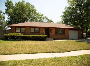 5731 Glade St, Lincoln, NE 68506