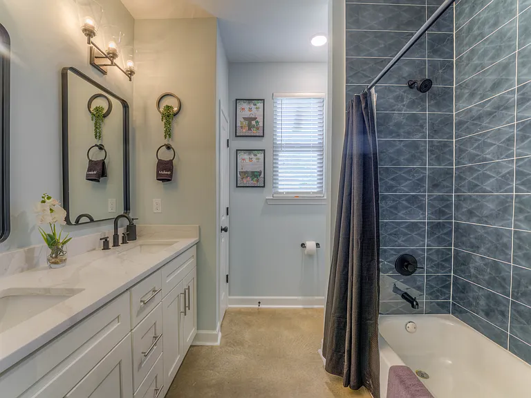 1030 Forrest Ave #1030 — Photo 18