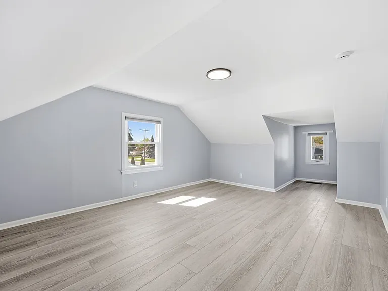 1257 Brighton Rd — Photo 15